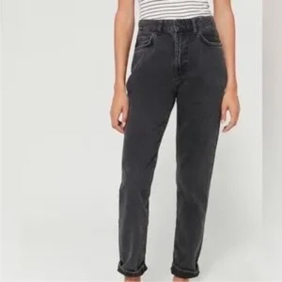 Urban Outfitters Denim - Urban Outfitters BDG High-waisted Mom Black Wash/Faded Jeans Size 26